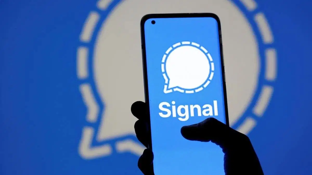 Signal corriendo en un celular